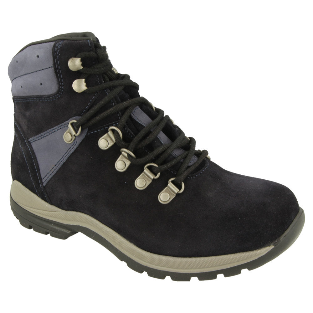 DB Shoes Nebraska Navy Suede 6V